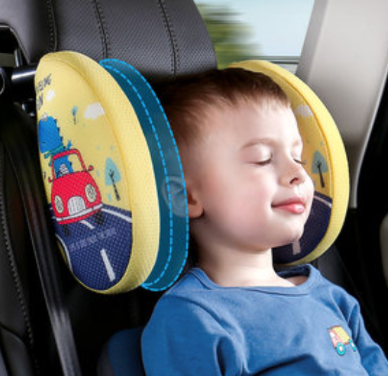 簡単に角度が180度調節が可能なので、子どもさんからご年配の方までお使いいただける車用首枕！