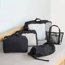 トラベルポーチイメージ