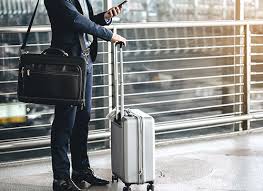 出張バッグは何が正解？機内持ち込みOKなおすすめタイプまとめ