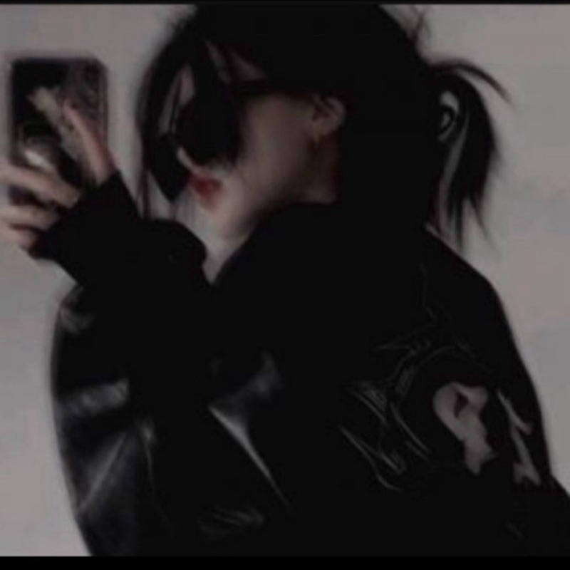 �*